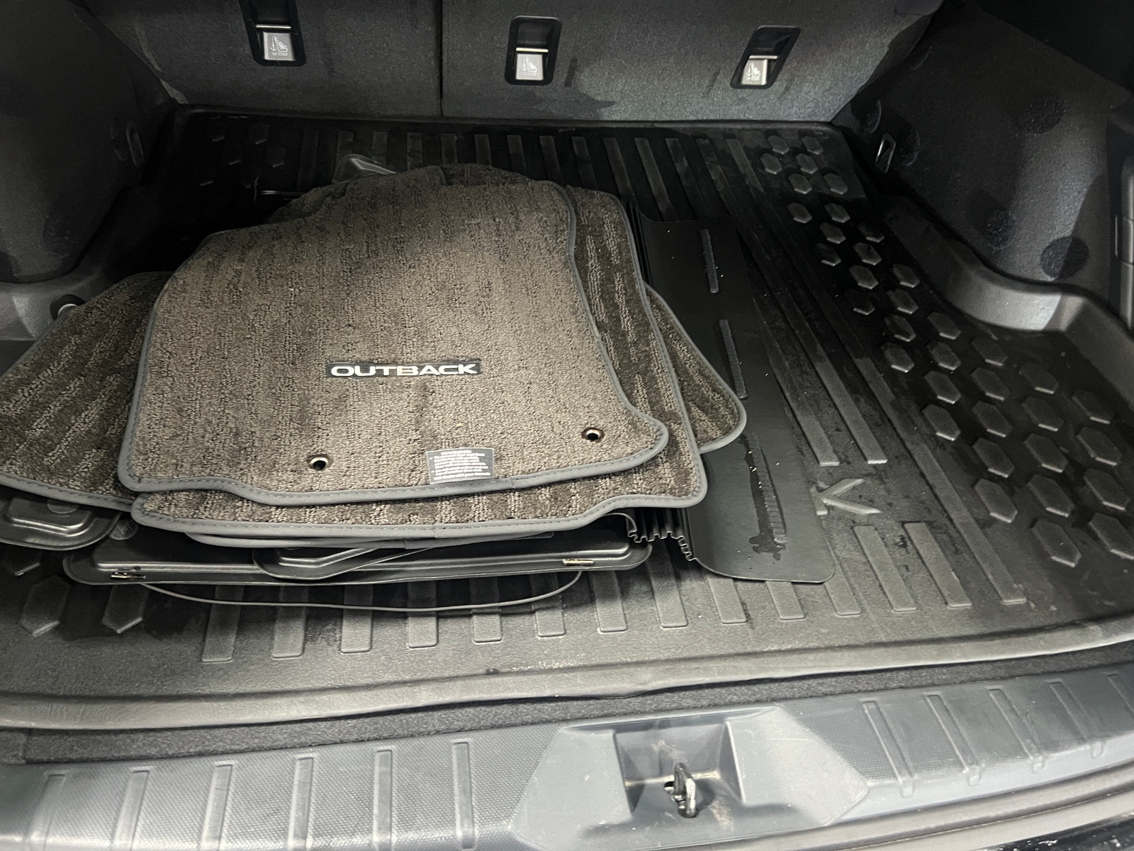 Thumbnail: 2022 Subaru Outback - 6