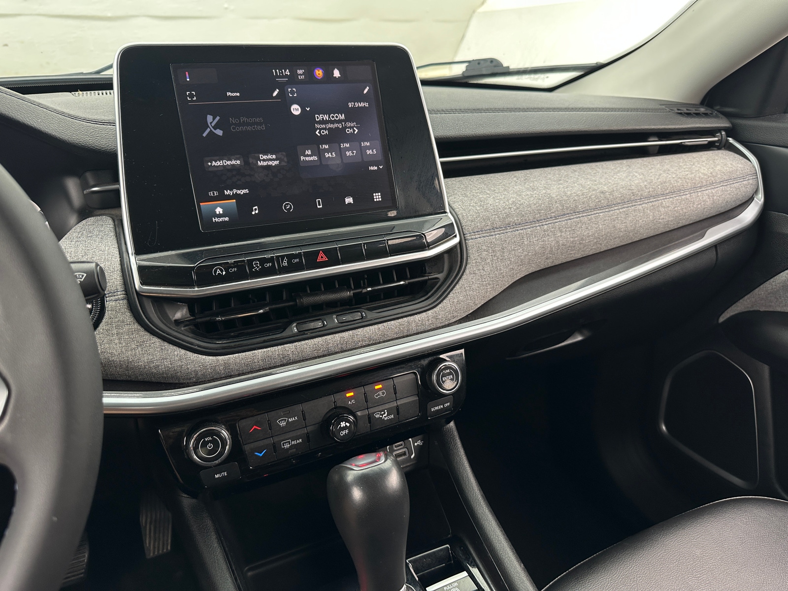 Thumbnail: 2022 Jeep Compass - 4