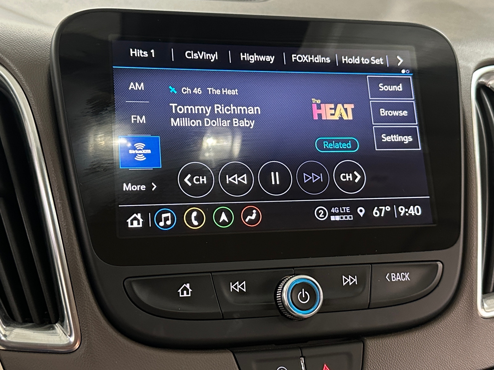 Thumbnail: 2024 Chevrolet Malibu - 3