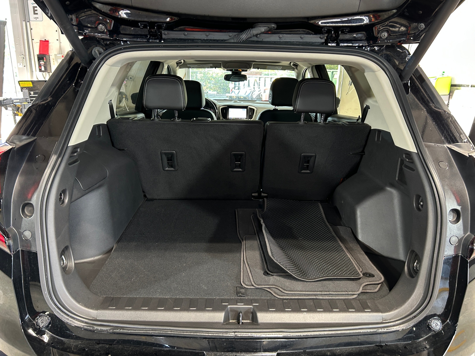 Thumbnail: 2024 GMC Terrain - 6
