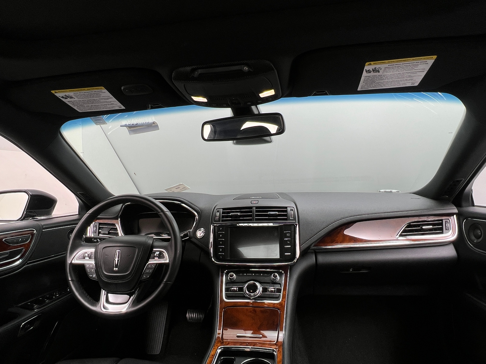 Thumbnail: 2020 Lincoln Continental - 2