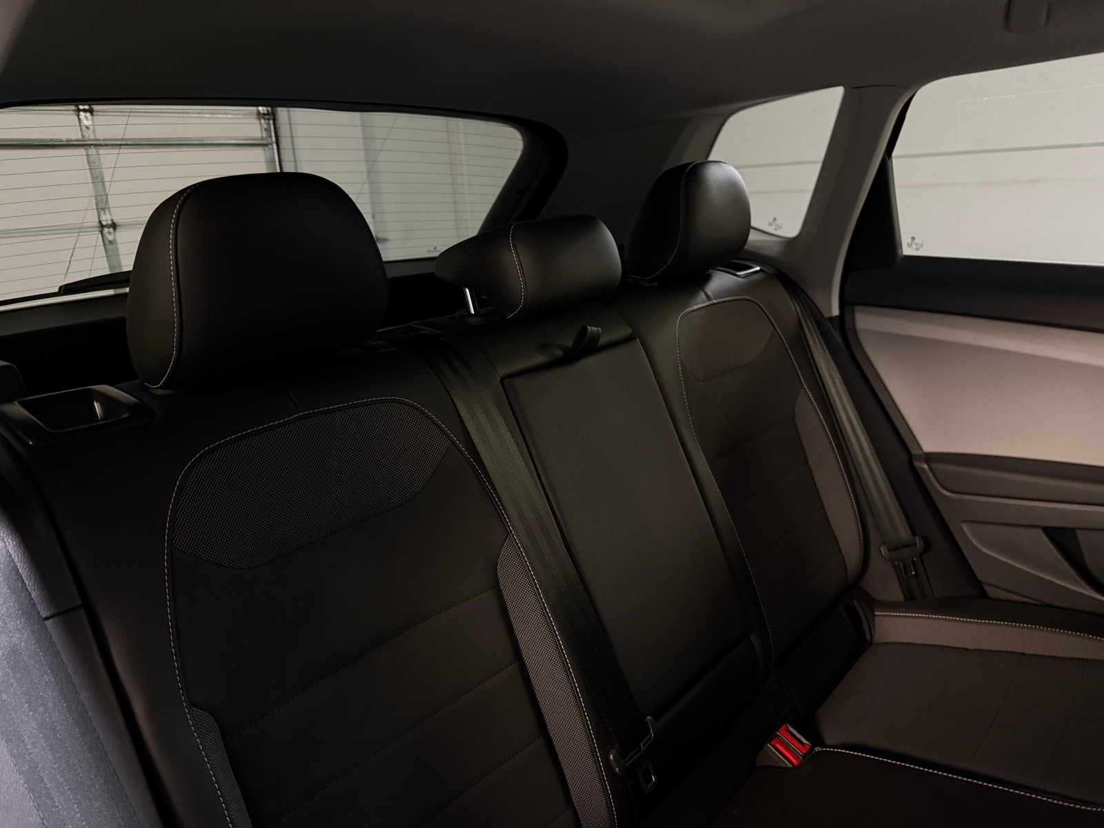 Thumbnail: 2022 Volkswagen Taos - 5