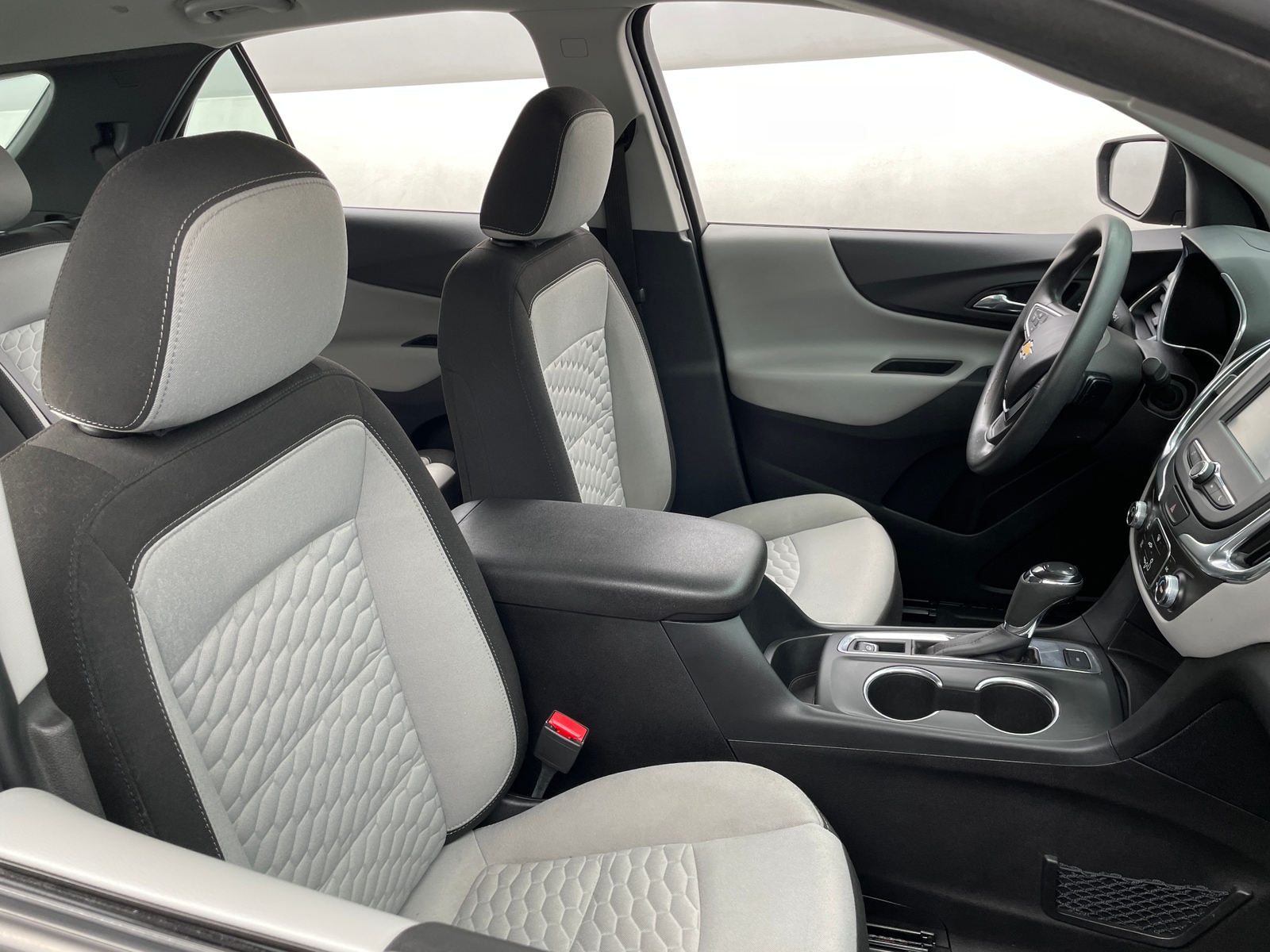 Thumbnail: 2018 Chevrolet Equinox - 2