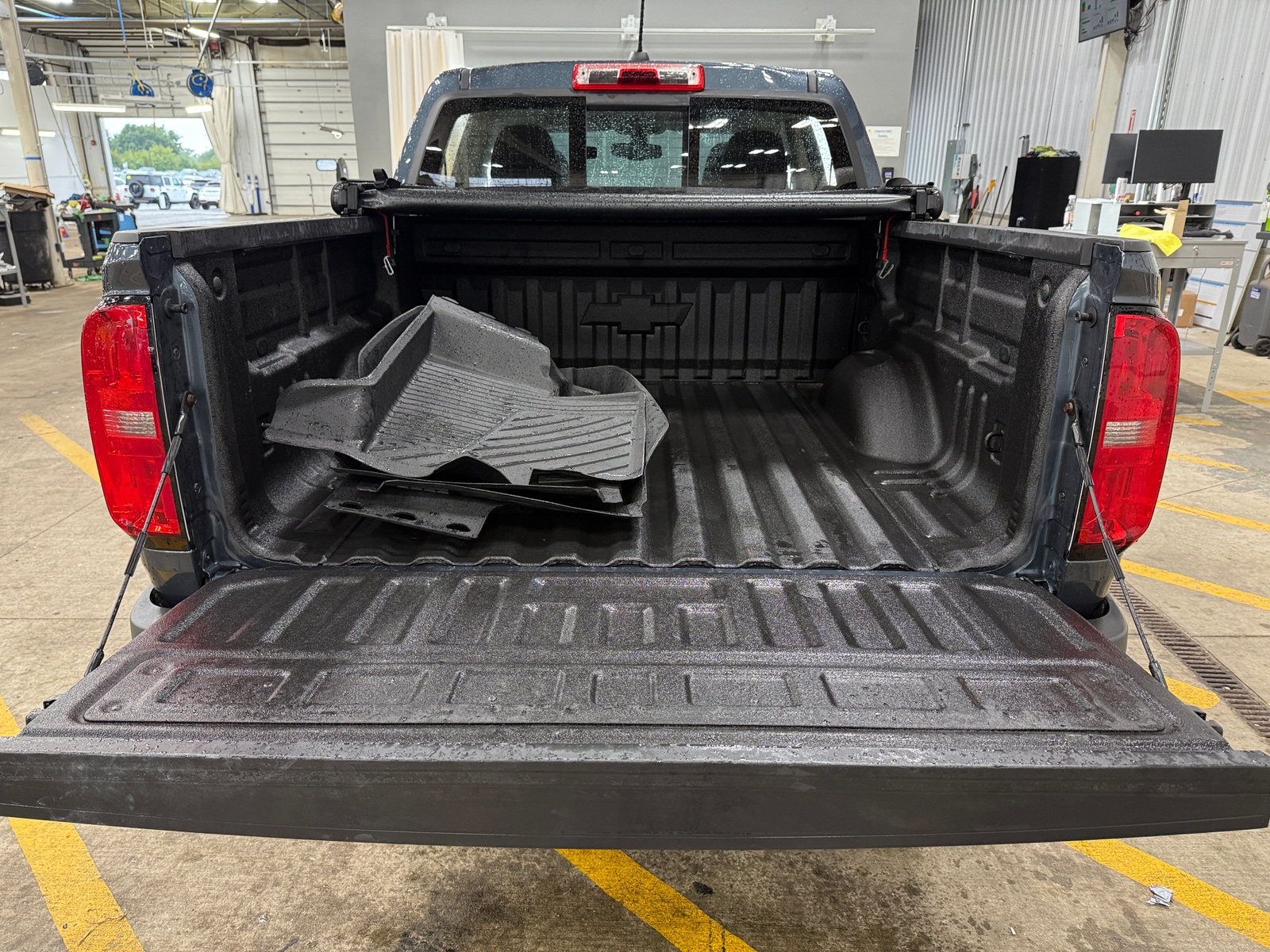 Thumbnail: 2019 Chevrolet Colorado - 7