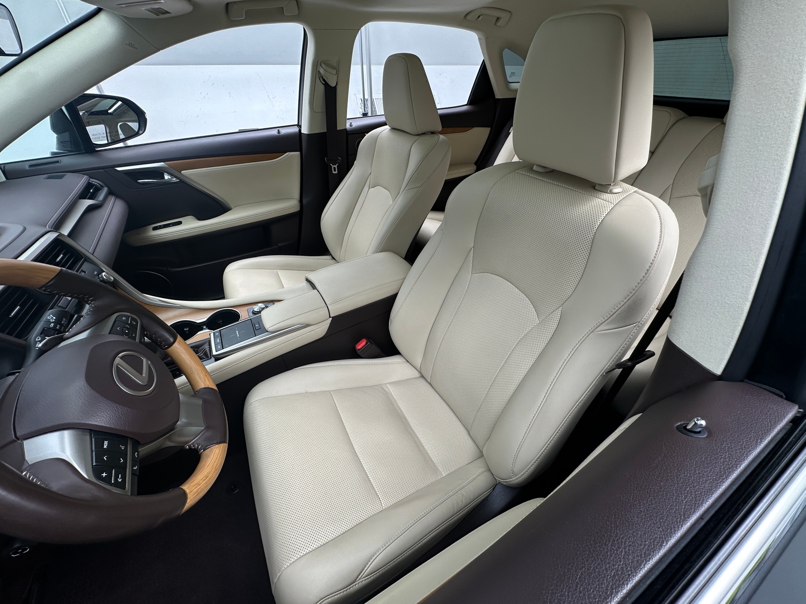 Thumbnail: 2020 Lexus RX - 2