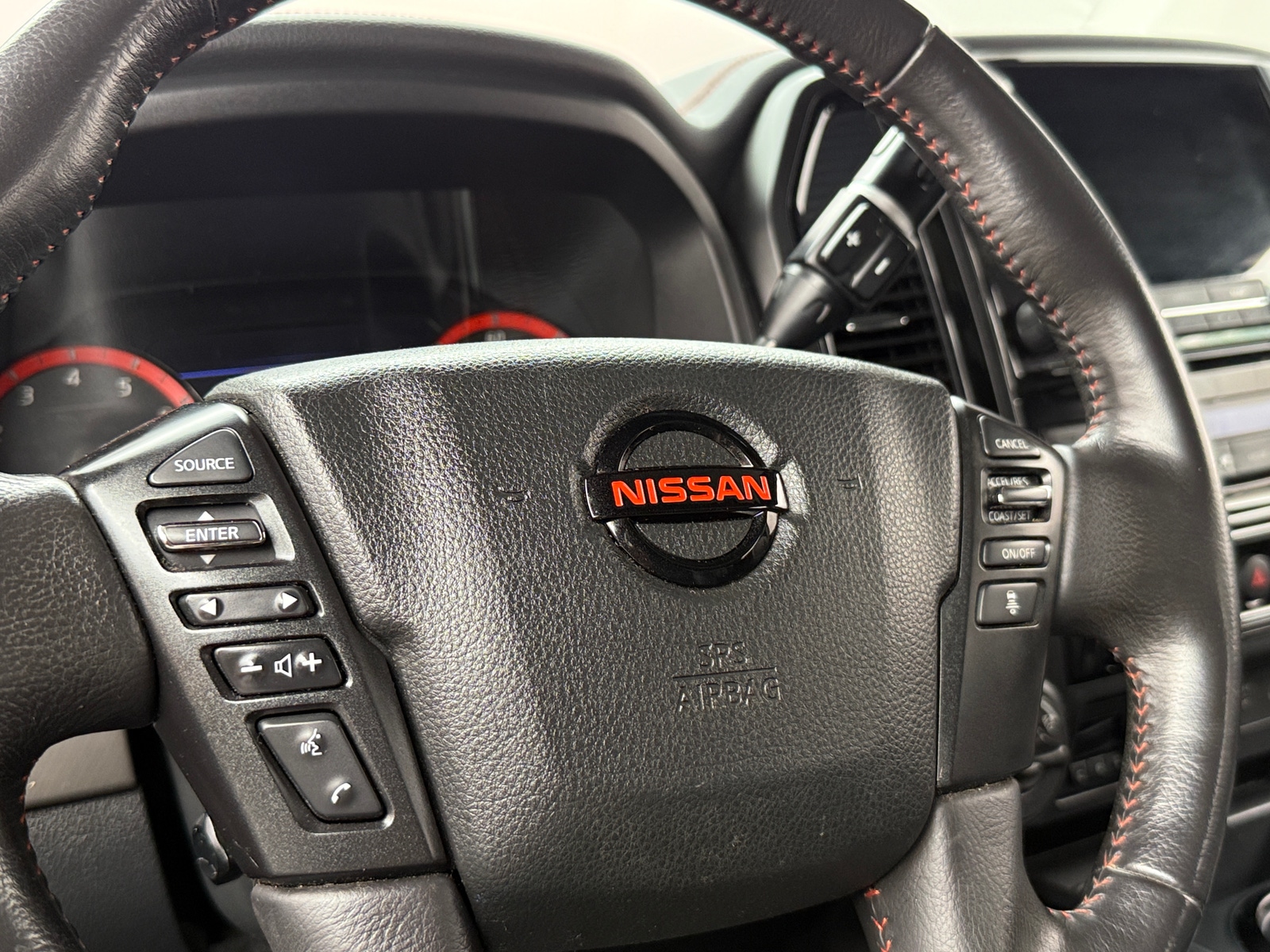 Thumbnail: 2020 Nissan Titan - 4