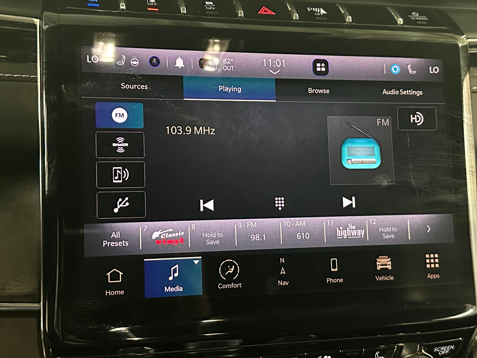 Thumbnail: 2023 Jeep Grand Cherokee - 3