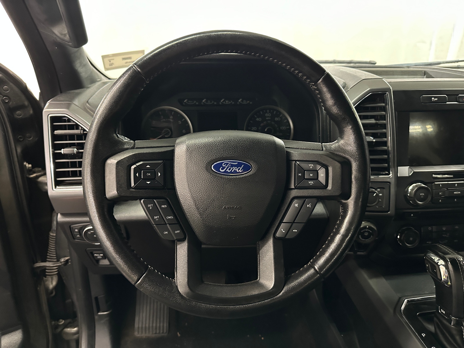 Thumbnail: 2018 Ford Econoline - 5
