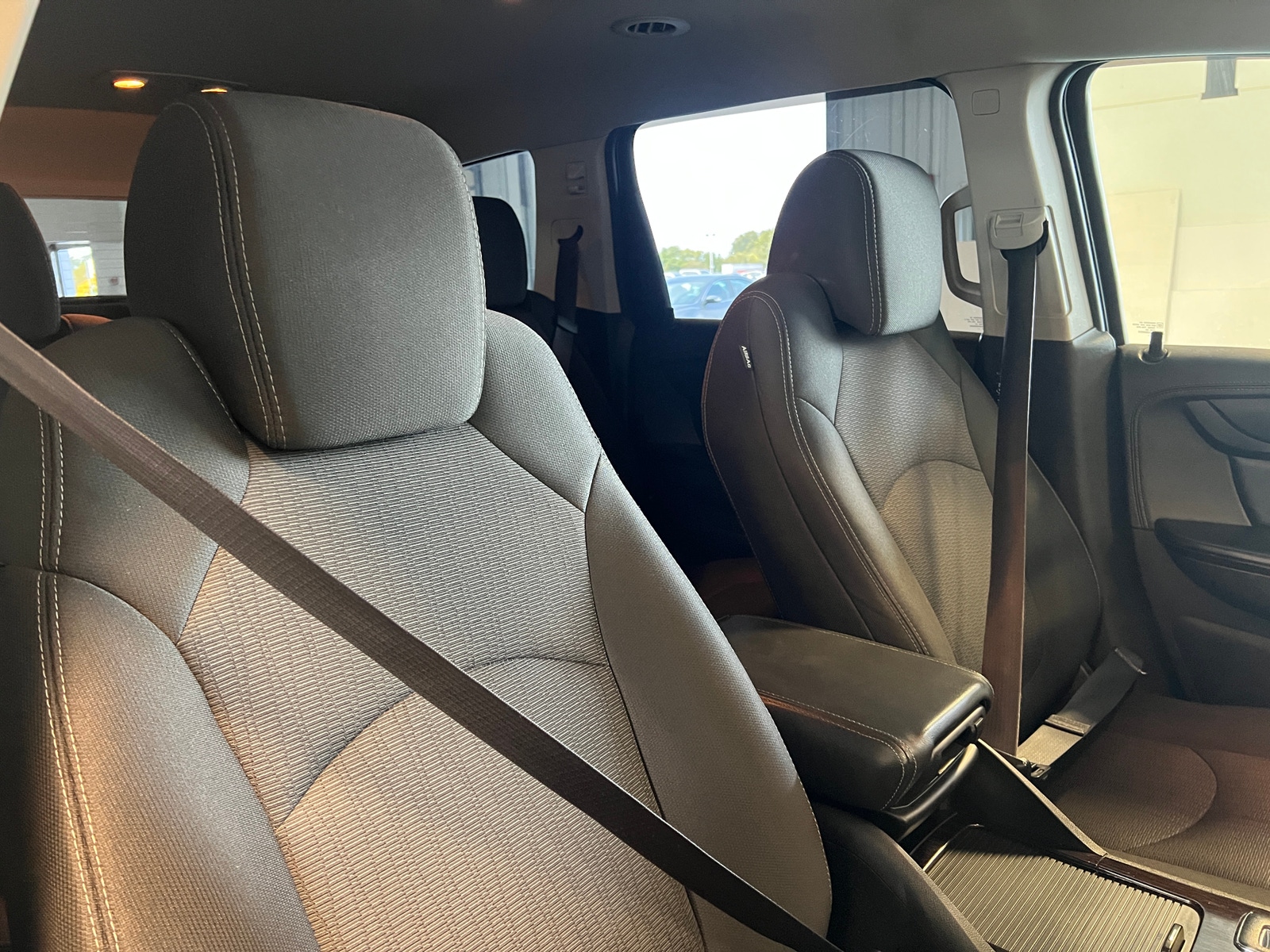 Thumbnail: 2017 Chevrolet Traverse - 2