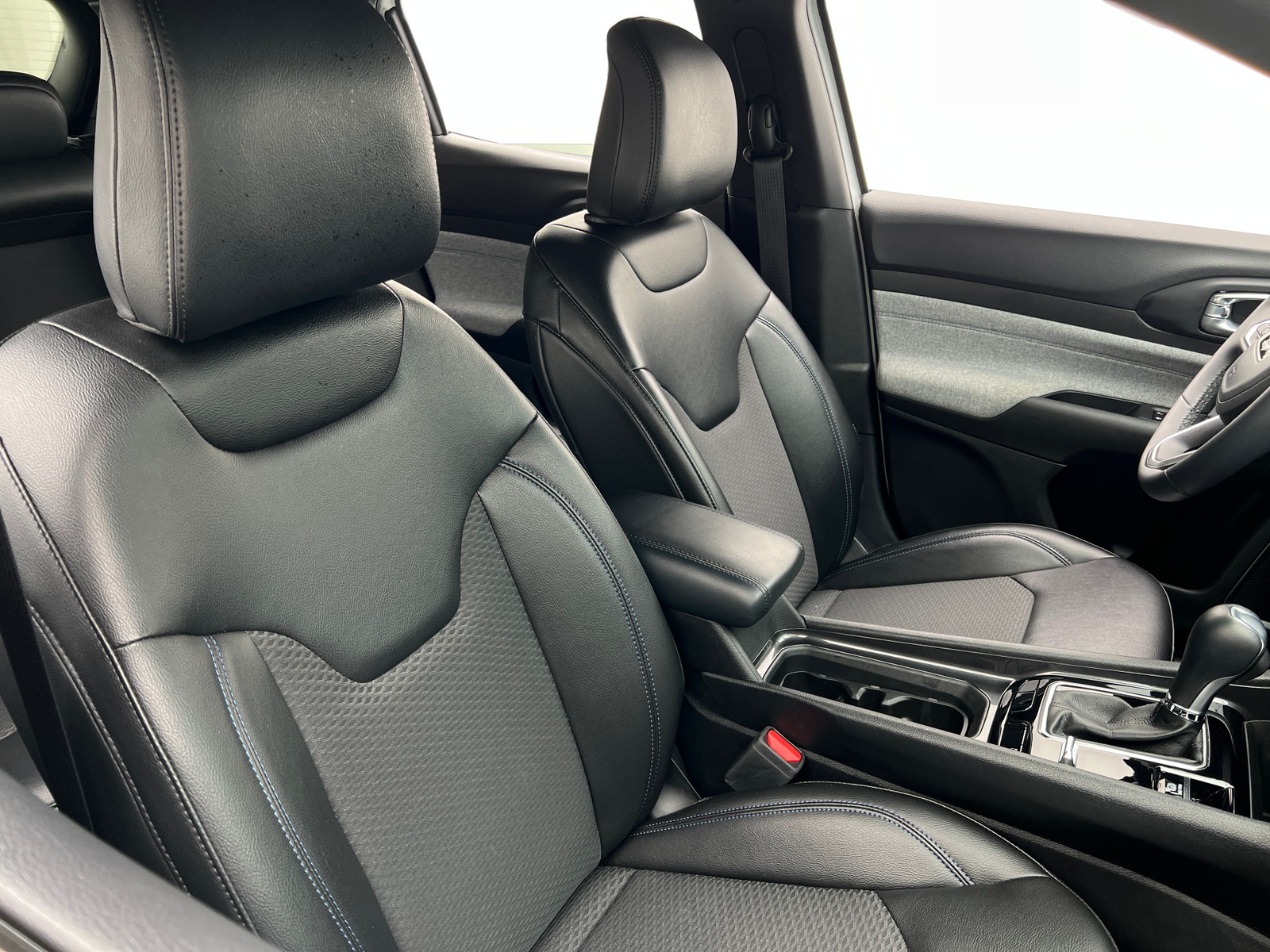 Thumbnail: 2023 Jeep Compass - 2