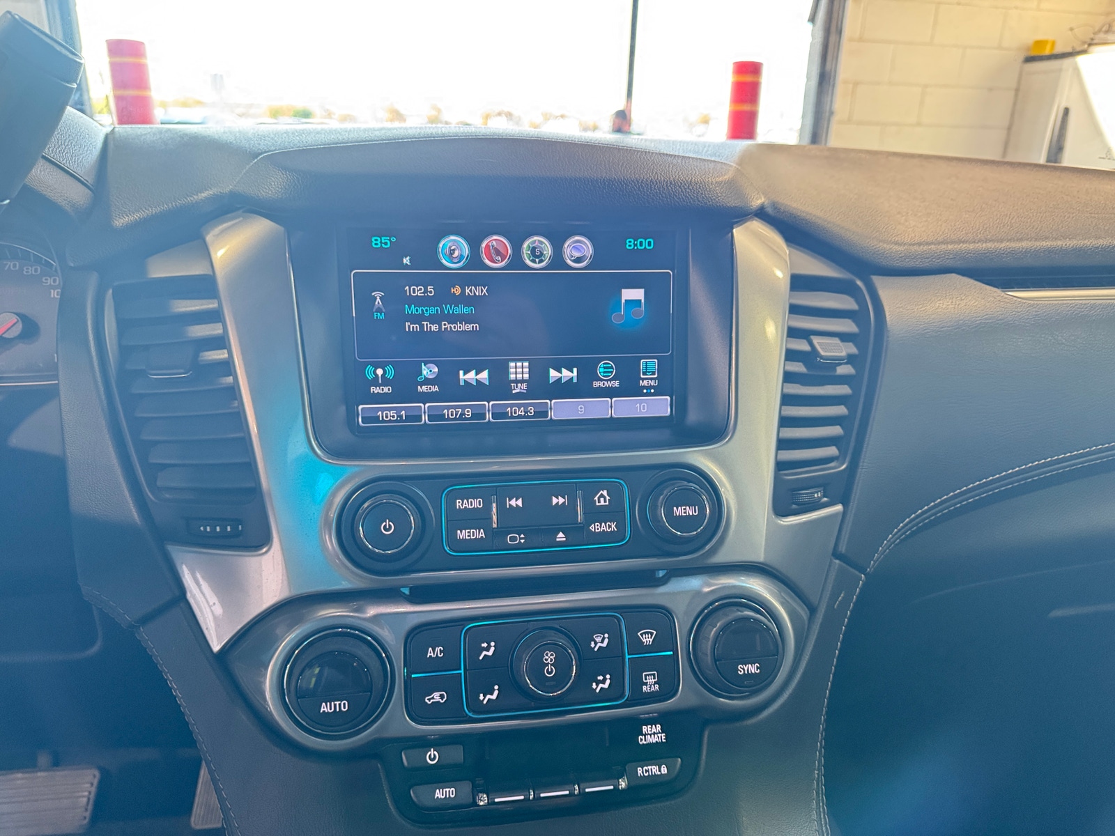 Thumbnail: 2018 Chevrolet Tahoe - 4