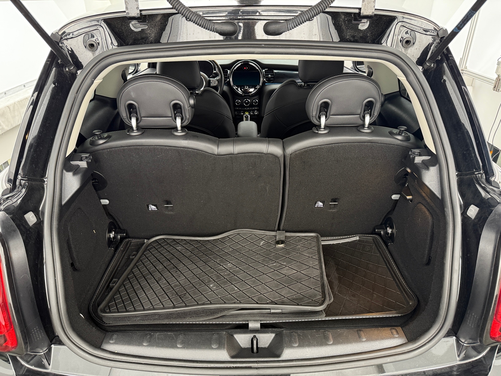 Thumbnail: 2024 MINI Cooper Hardtop - 6