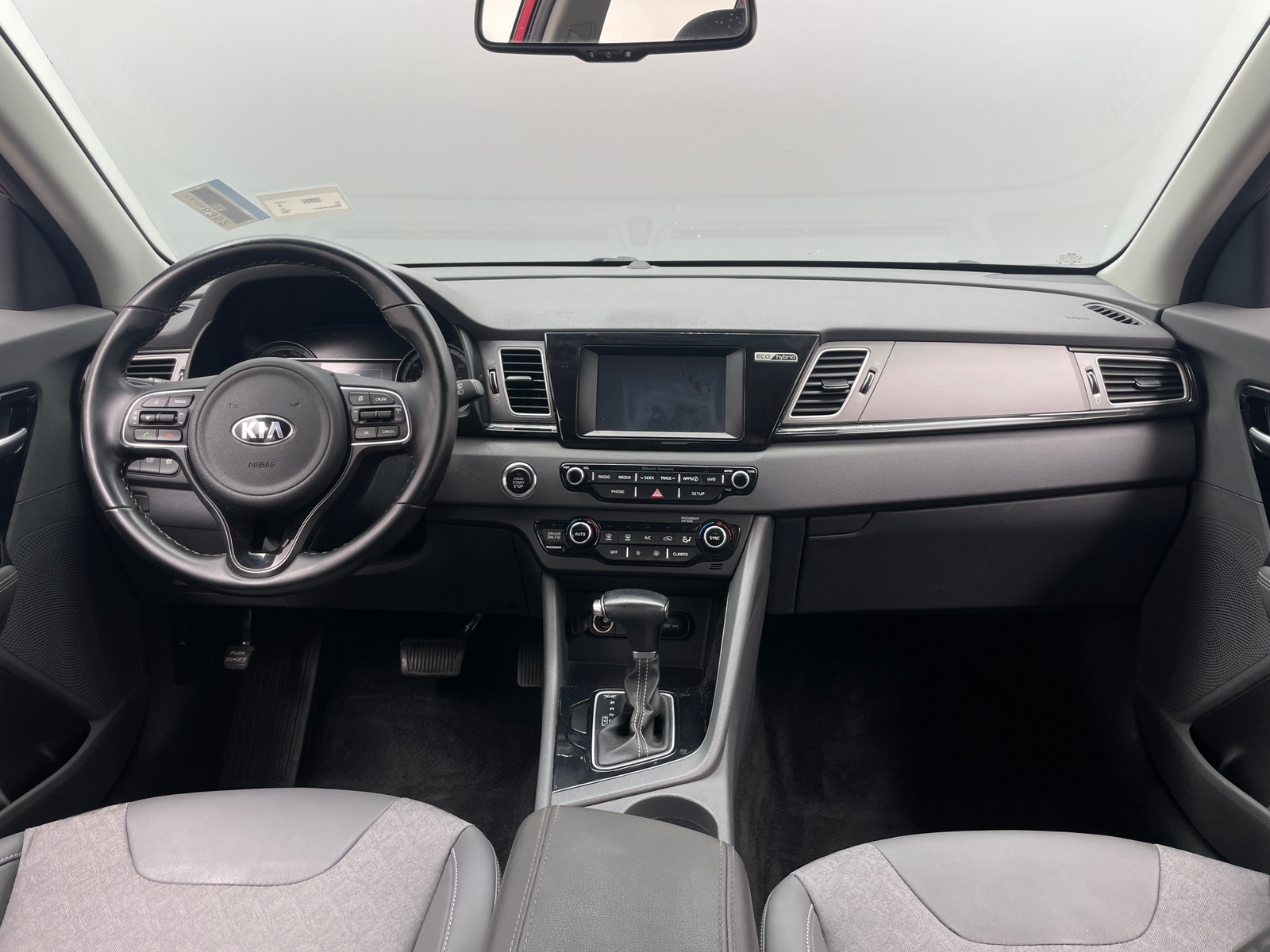 Thumbnail: 2019 Kia Niro - 2