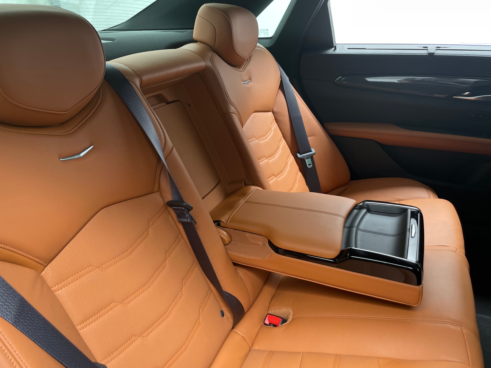 Thumbnail: 2017 Cadillac CT6 - 5