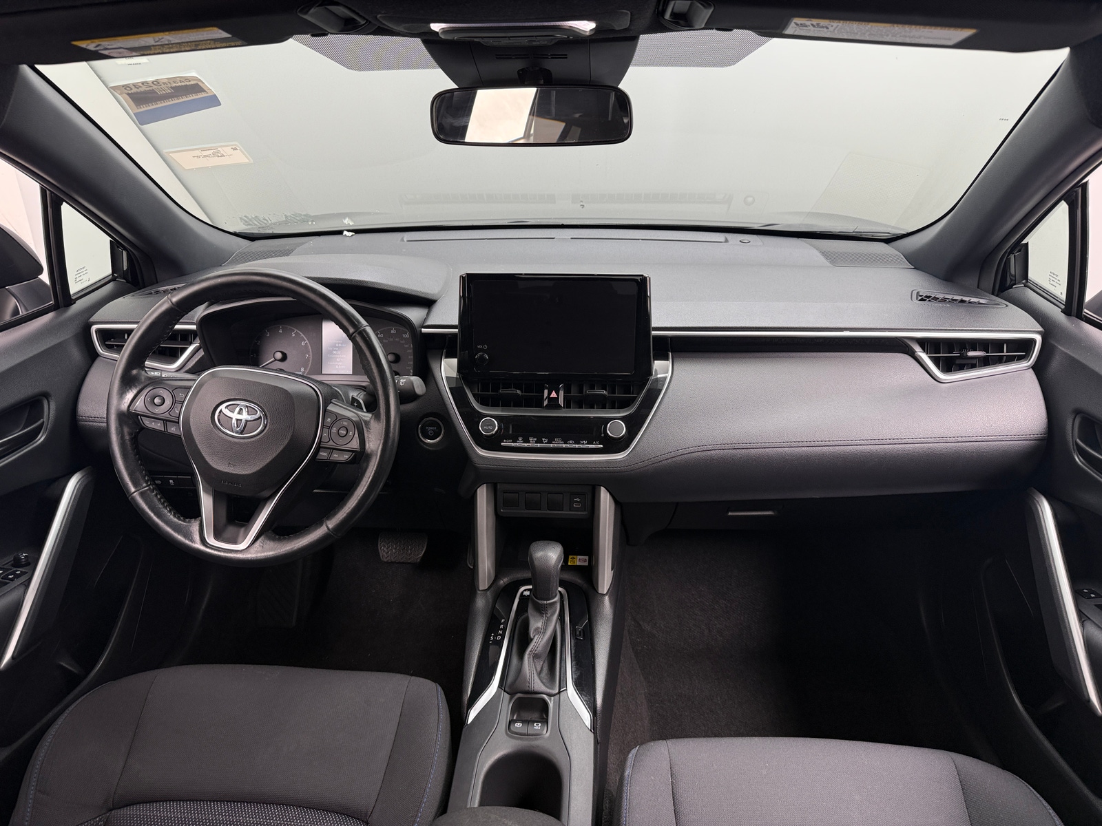 Thumbnail: 2023 Toyota Corolla Cross - 3