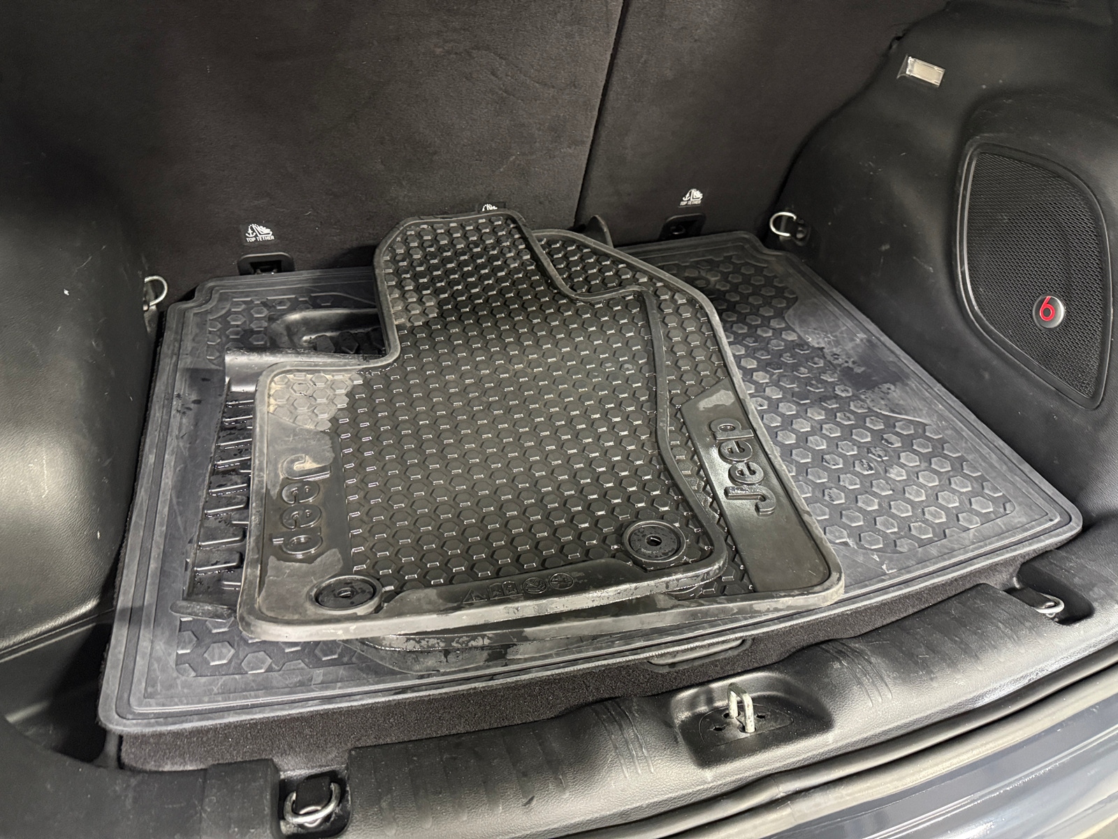 Thumbnail: 2018 Jeep Compass - 6