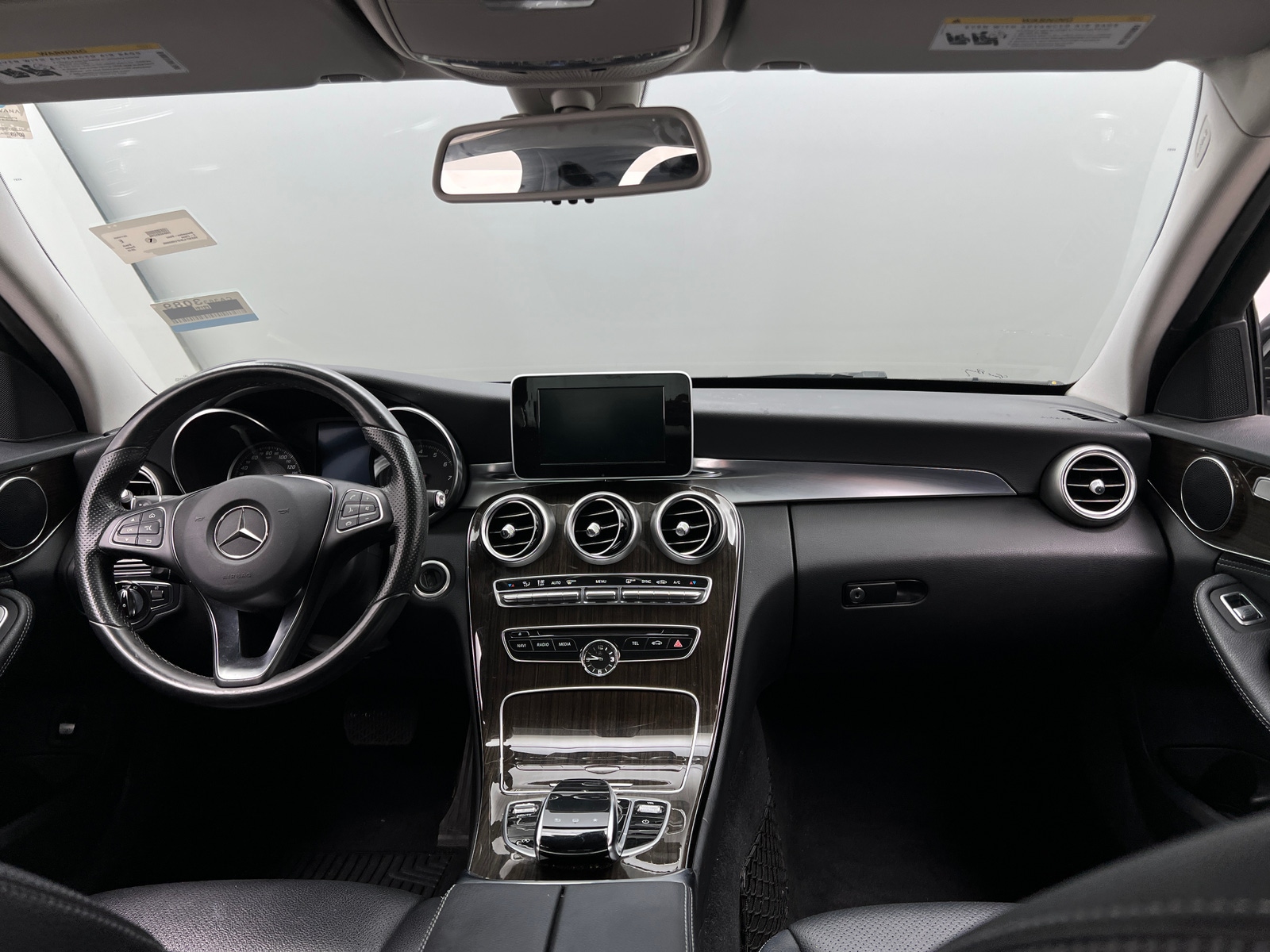 Thumbnail: 2015 Mercedes-Benz C-Class - 2