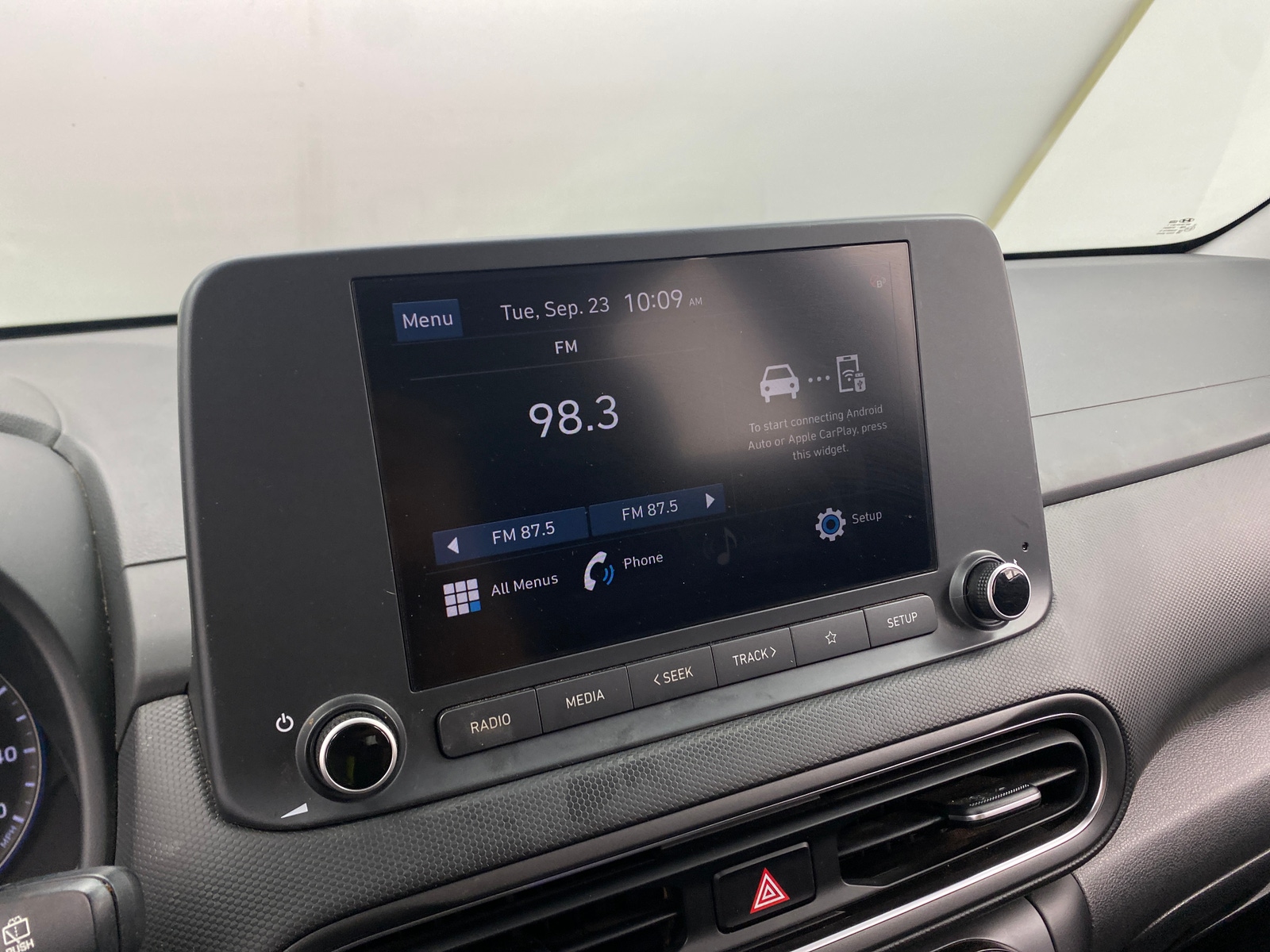 Thumbnail: 2022 Hyundai Kona - 4