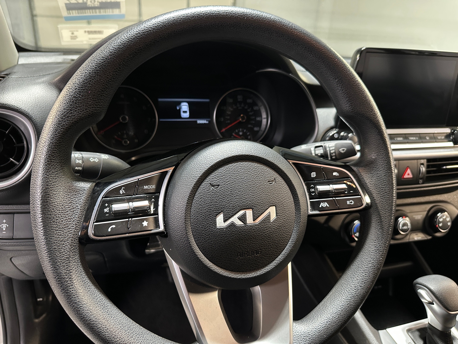 Thumbnail: 2023 Kia Forte - 5