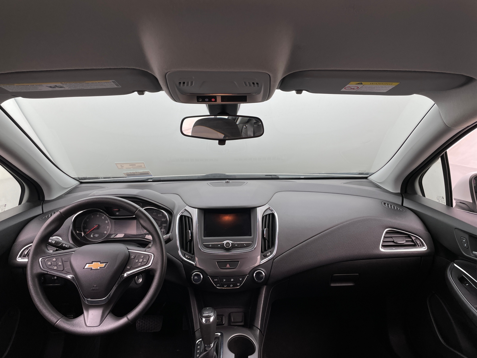 Thumbnail: 2019 Chevrolet Cruze - 3
