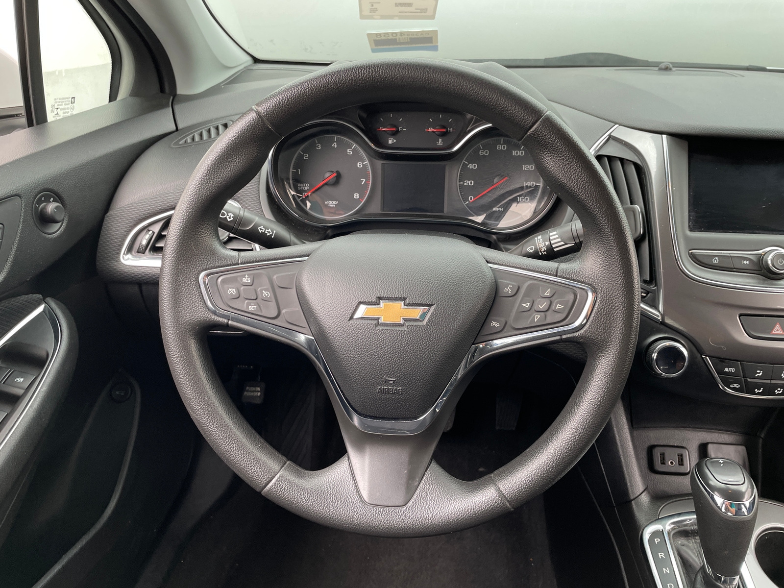 Thumbnail: 2019 Chevrolet Cruze - 5