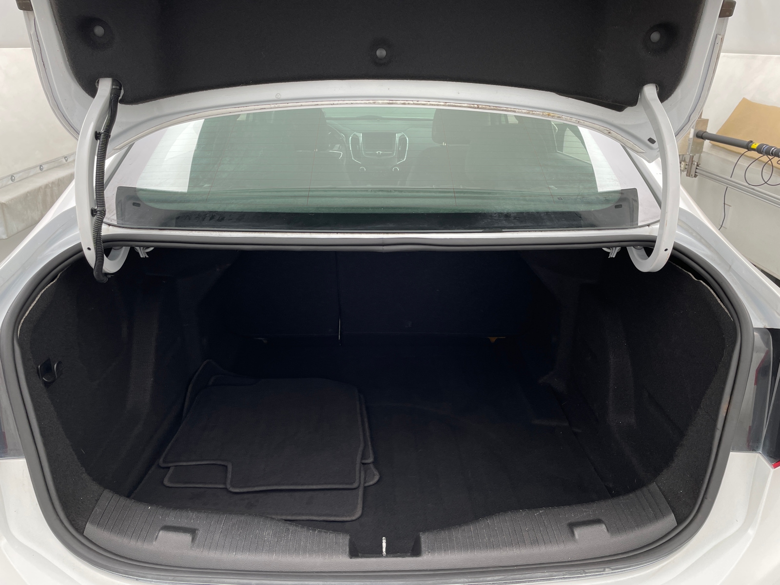 Thumbnail: 2019 Chevrolet Cruze - 7
