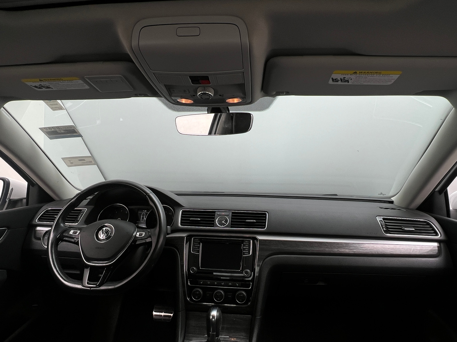 Thumbnail: 2016 Volkswagen Passat - 2
