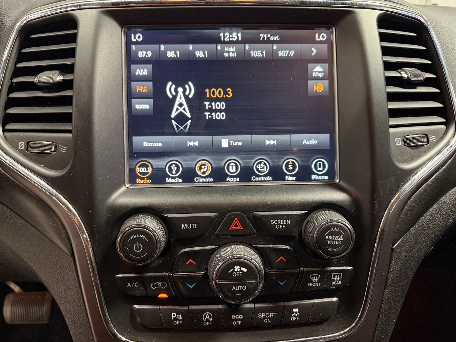 Thumbnail: 2018 Jeep Grand Cherokee - 4