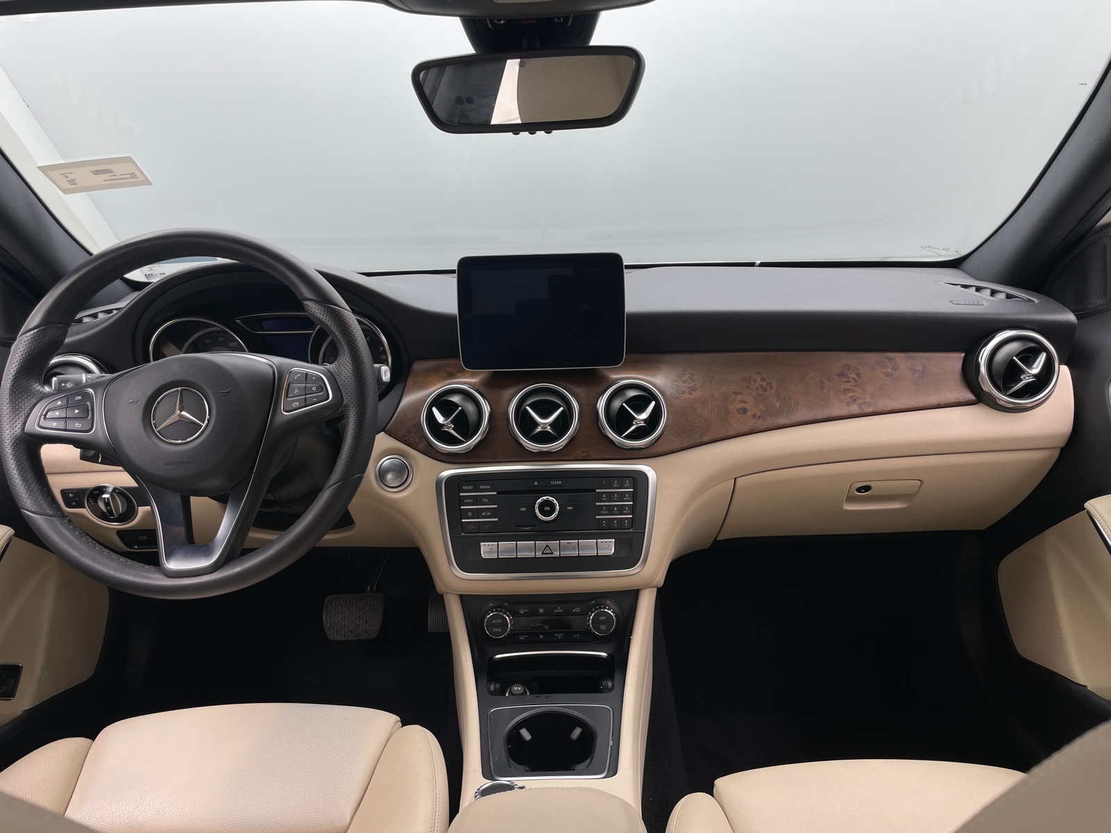 Thumbnail: 2018 Mercedes-Benz GLA - 2