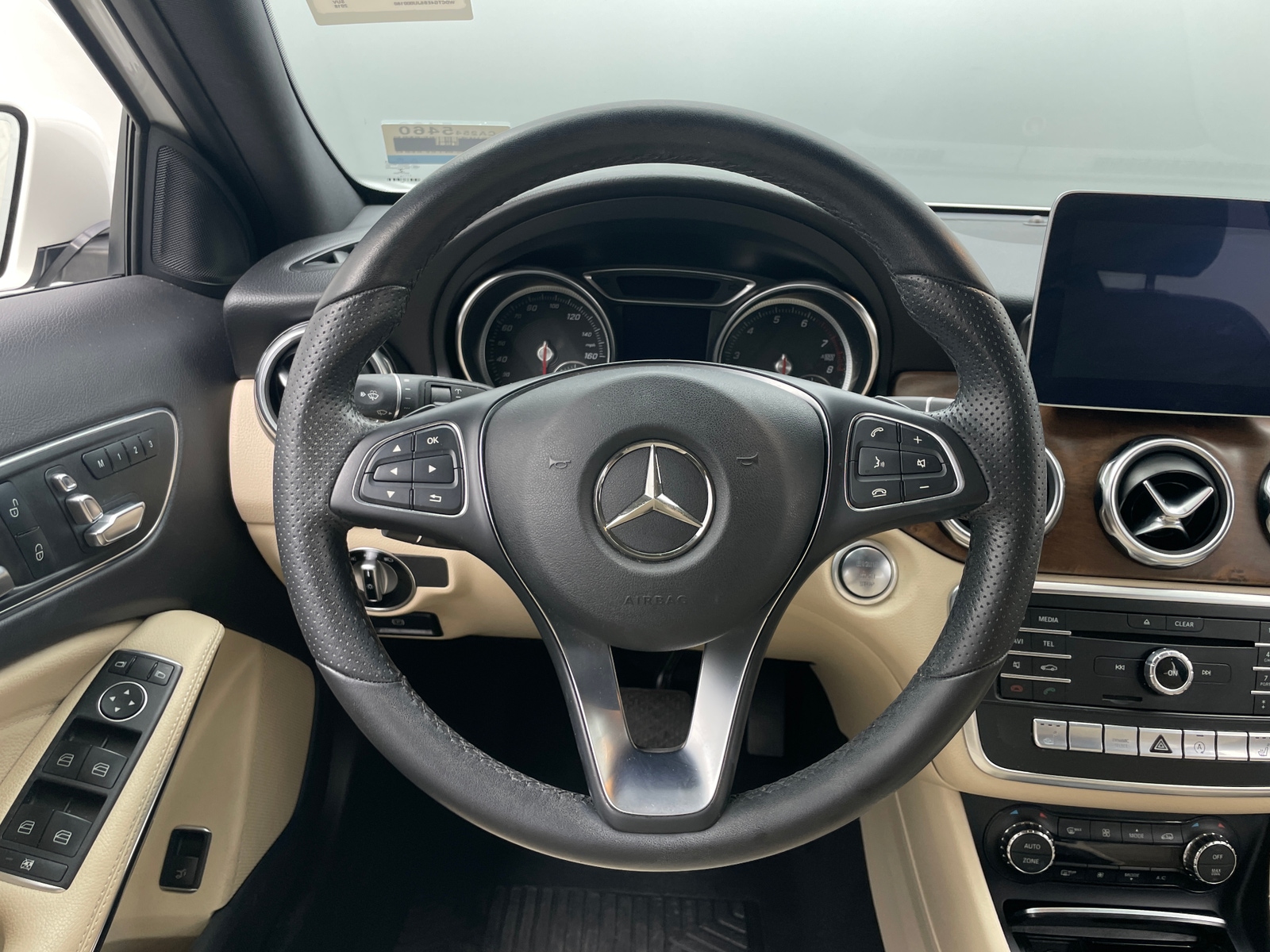 Thumbnail: 2018 Mercedes-Benz GLA - 4