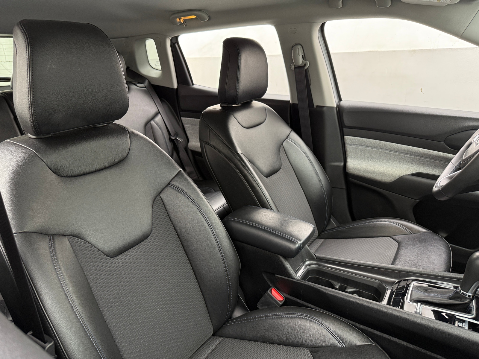Thumbnail: 2022 Jeep Compass - 2