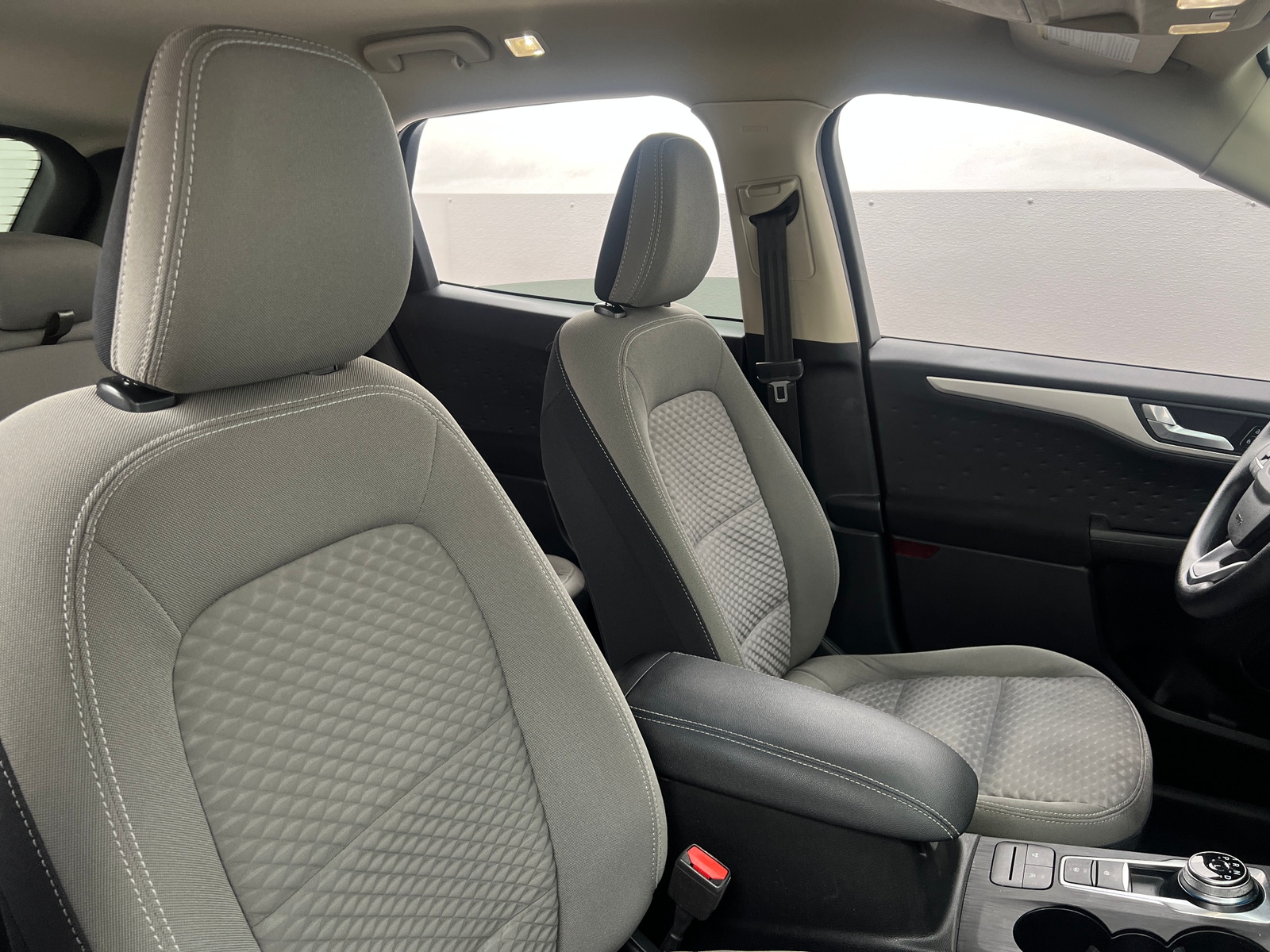 Thumbnail: 2020 Ford Escape - 2