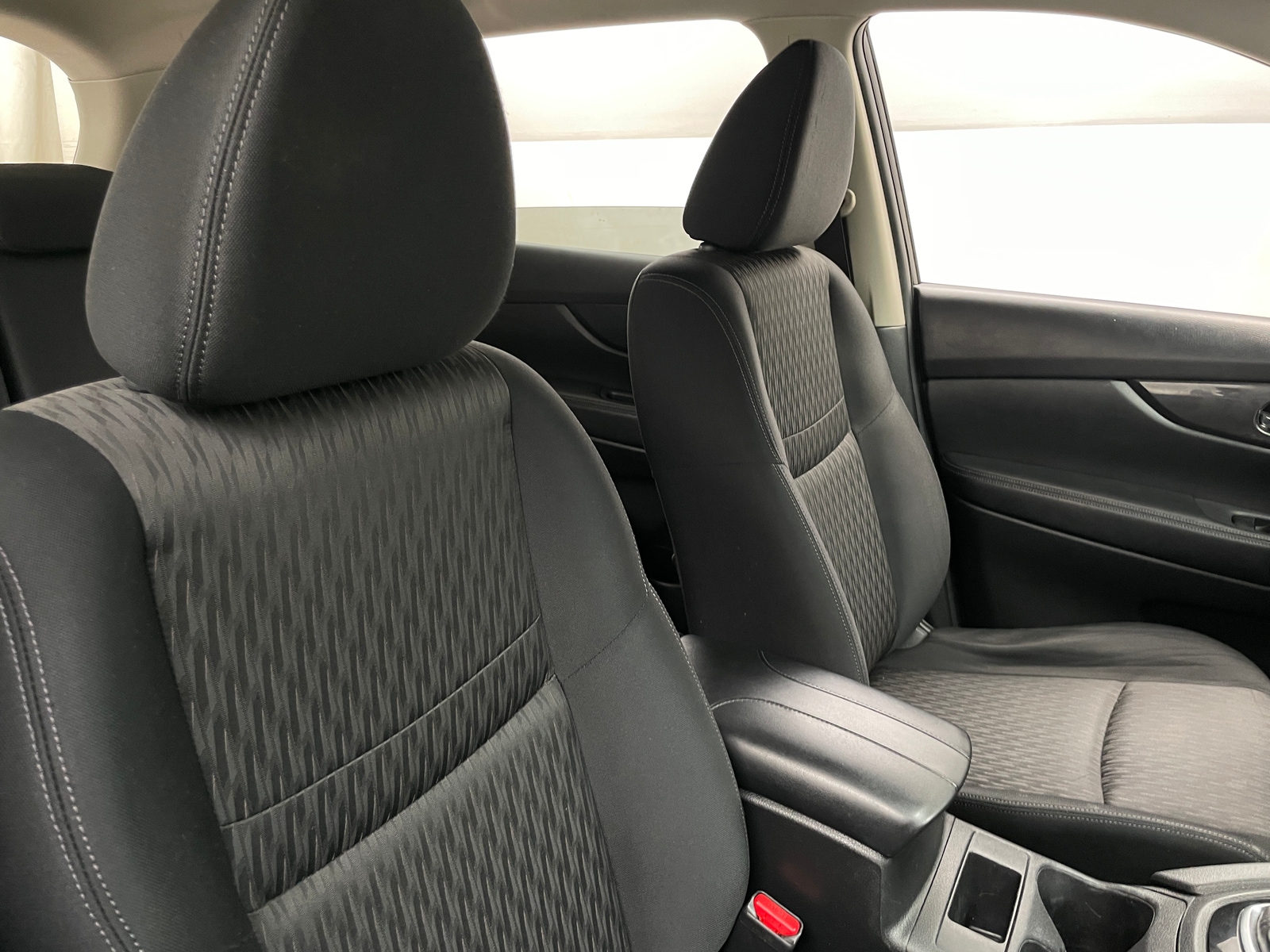 Thumbnail: 2017 Nissan Rogue - 2