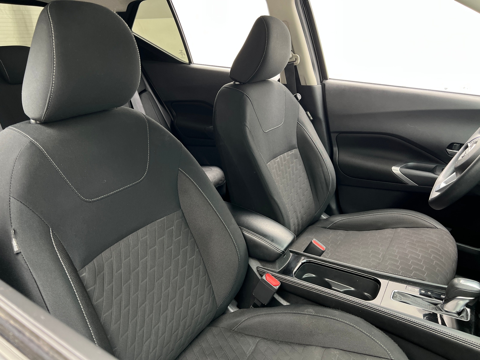 Thumbnail: 2023 Nissan Kicks - 2