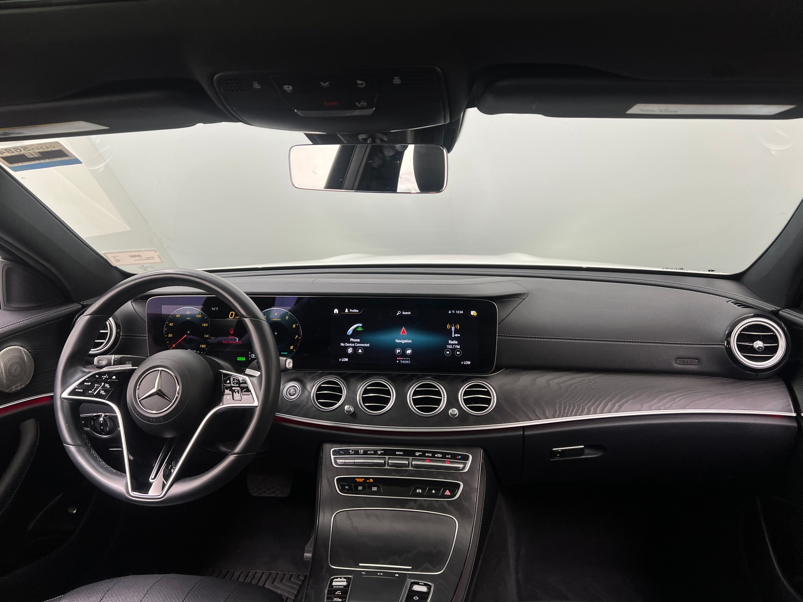 Thumbnail: 2021 Mercedes-Benz E-Class - 2