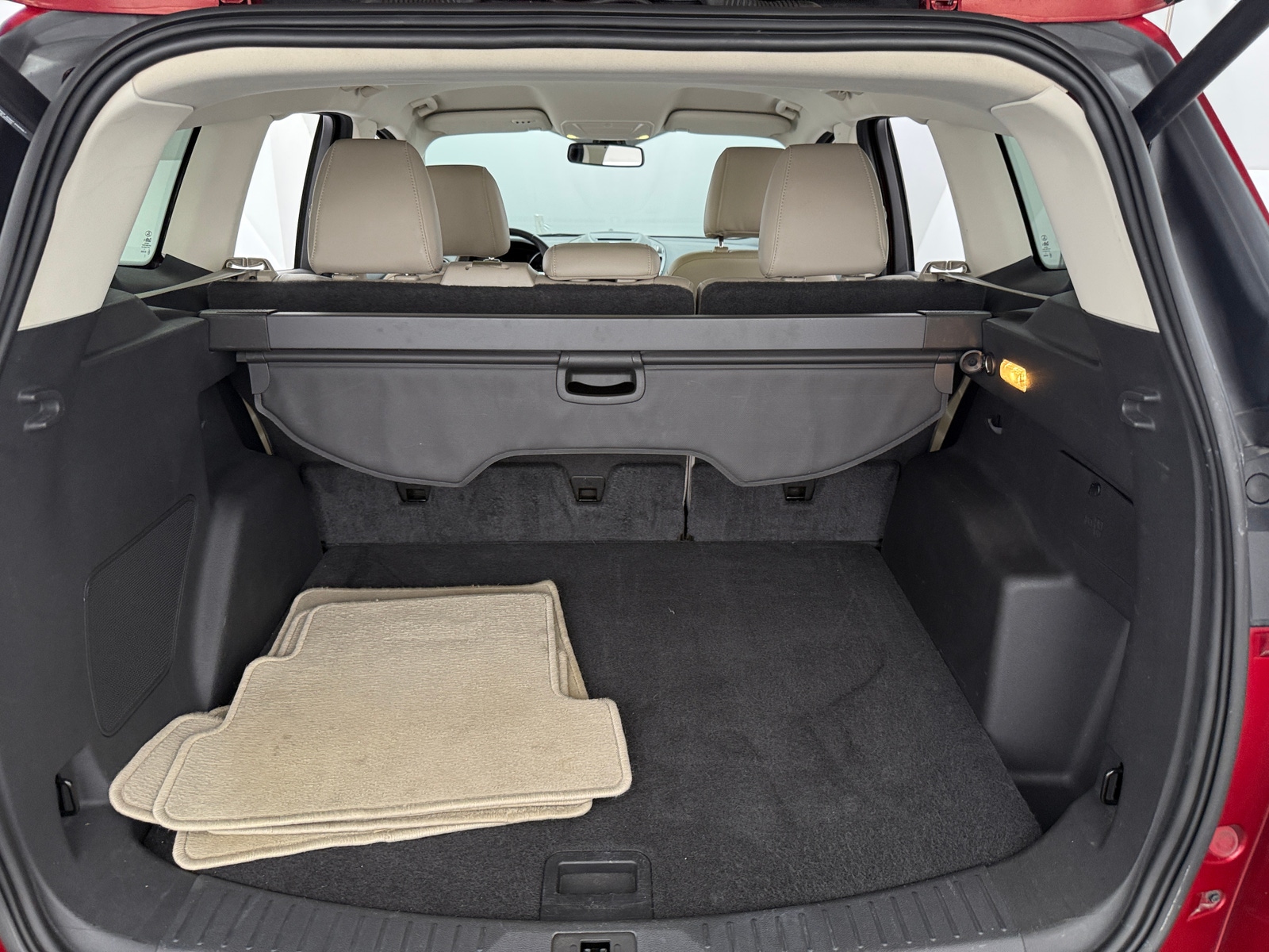 Thumbnail: 2016 Ford Escape - 6