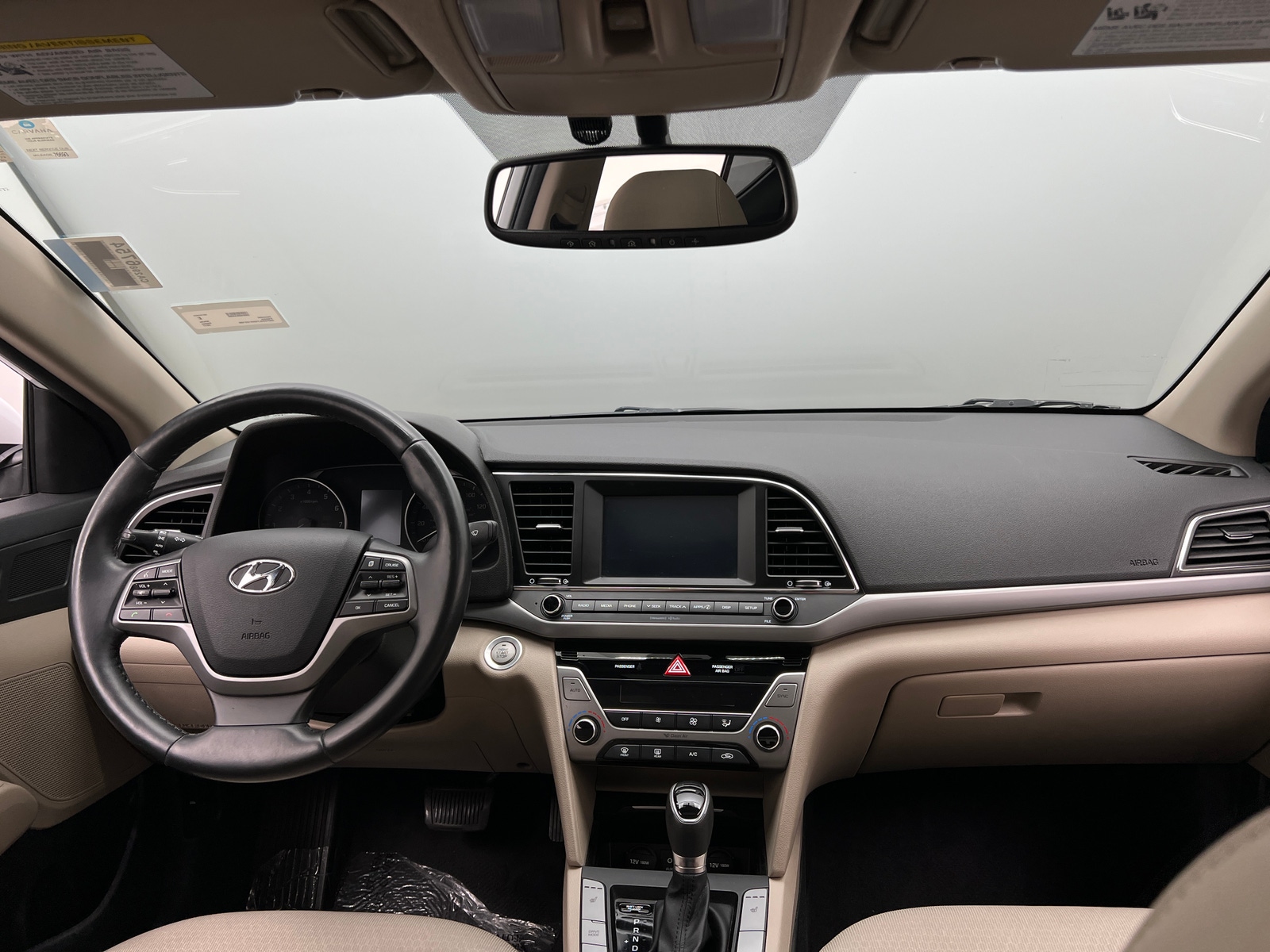 Thumbnail: 2017 Hyundai Elantra - 3