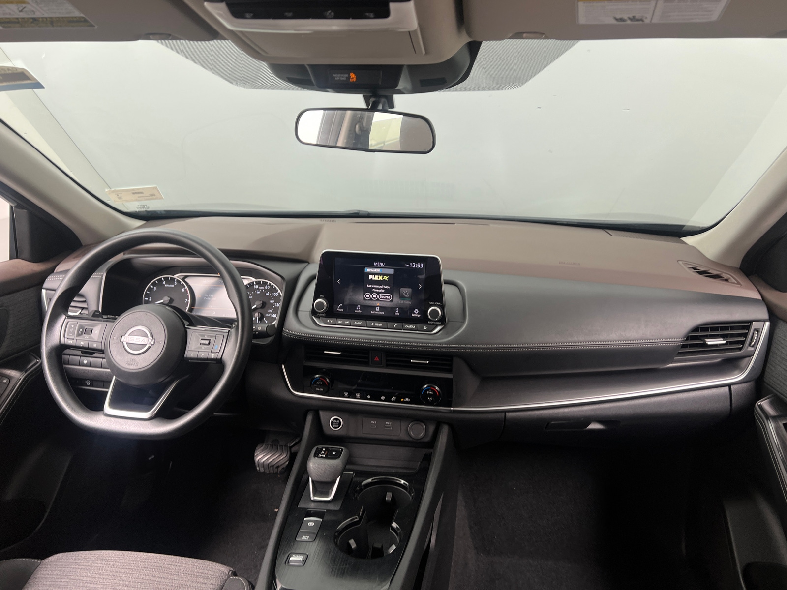 Thumbnail: 2023 Nissan Rogue - 3