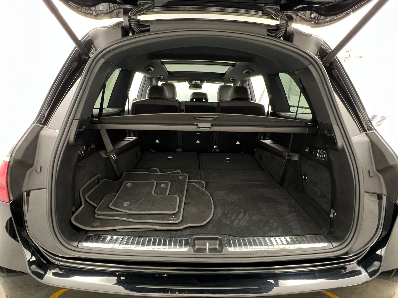 Thumbnail: 2024 Mercedes-Benz GLS - 6