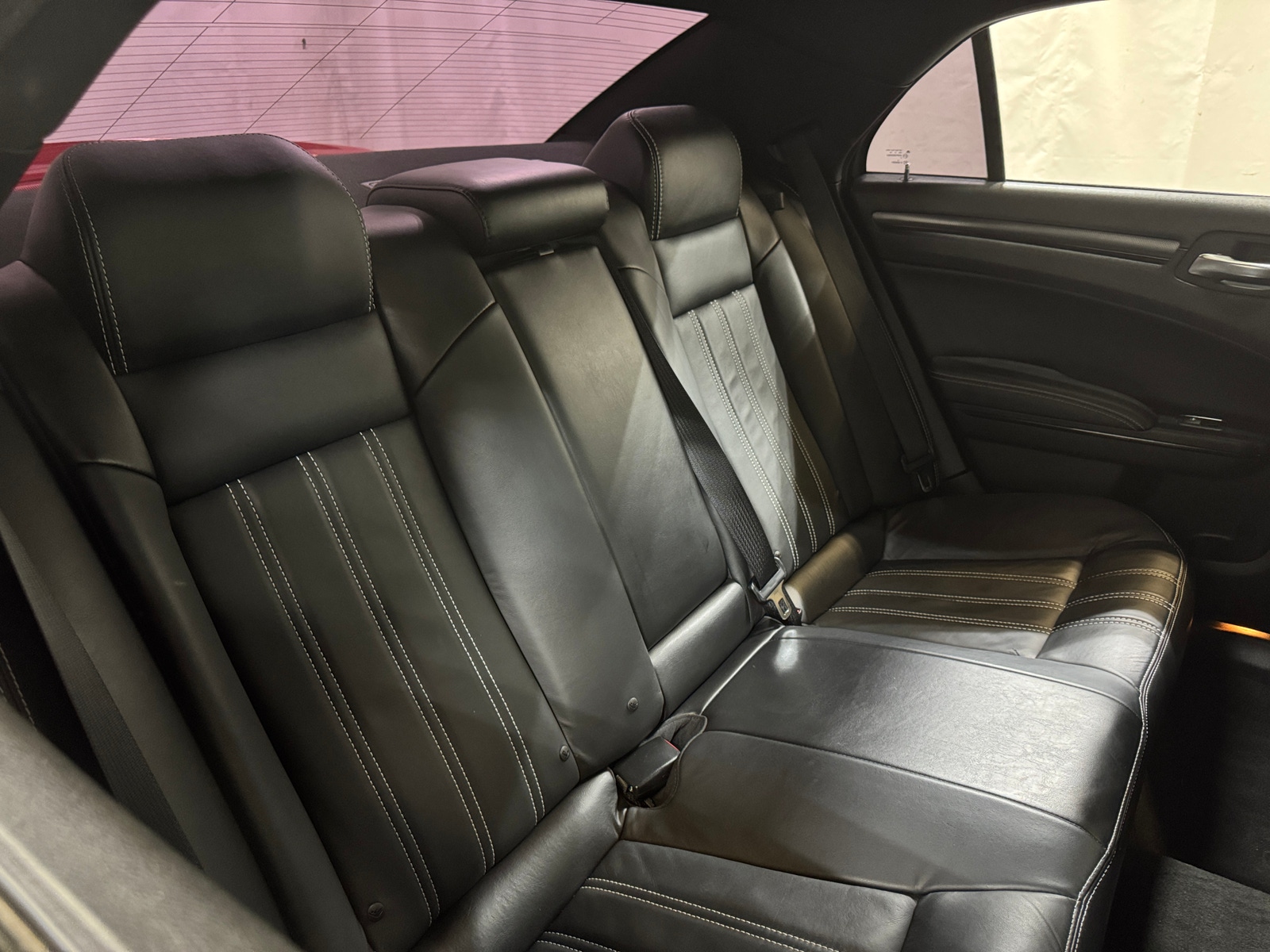 Thumbnail: 2016 Chrysler 300 - 5