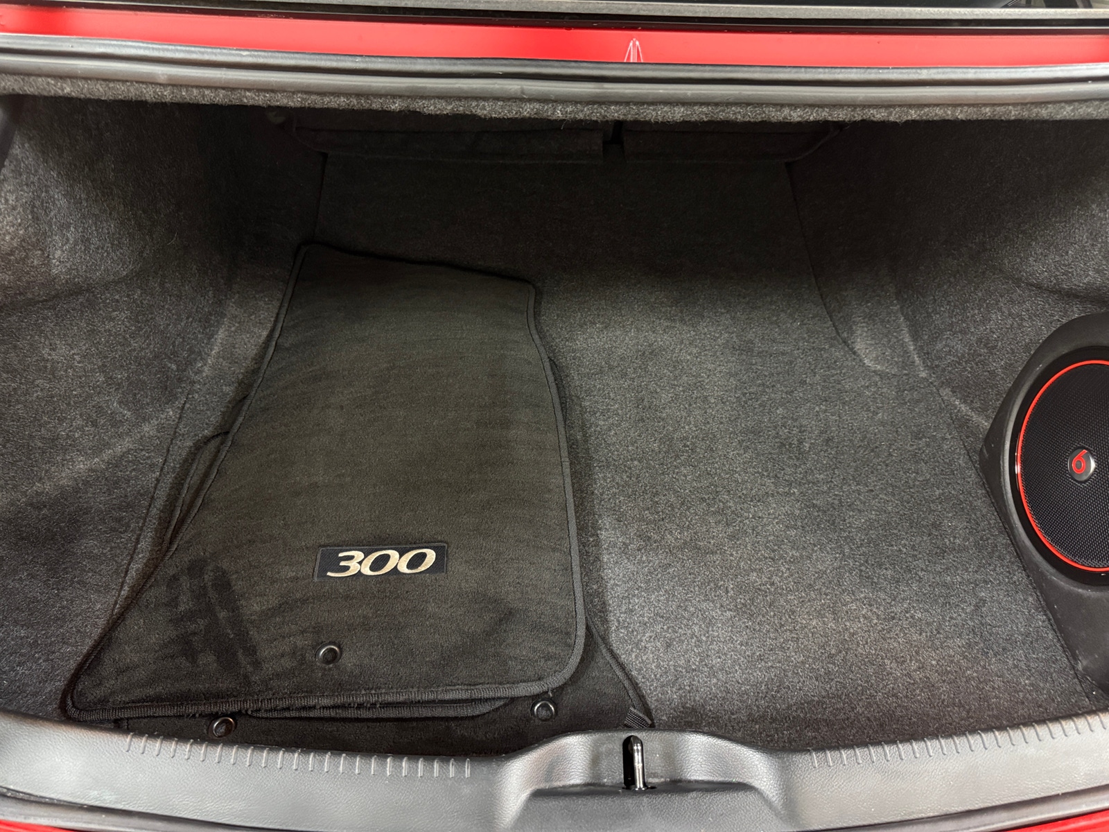 Thumbnail: 2016 Chrysler 300 - 6