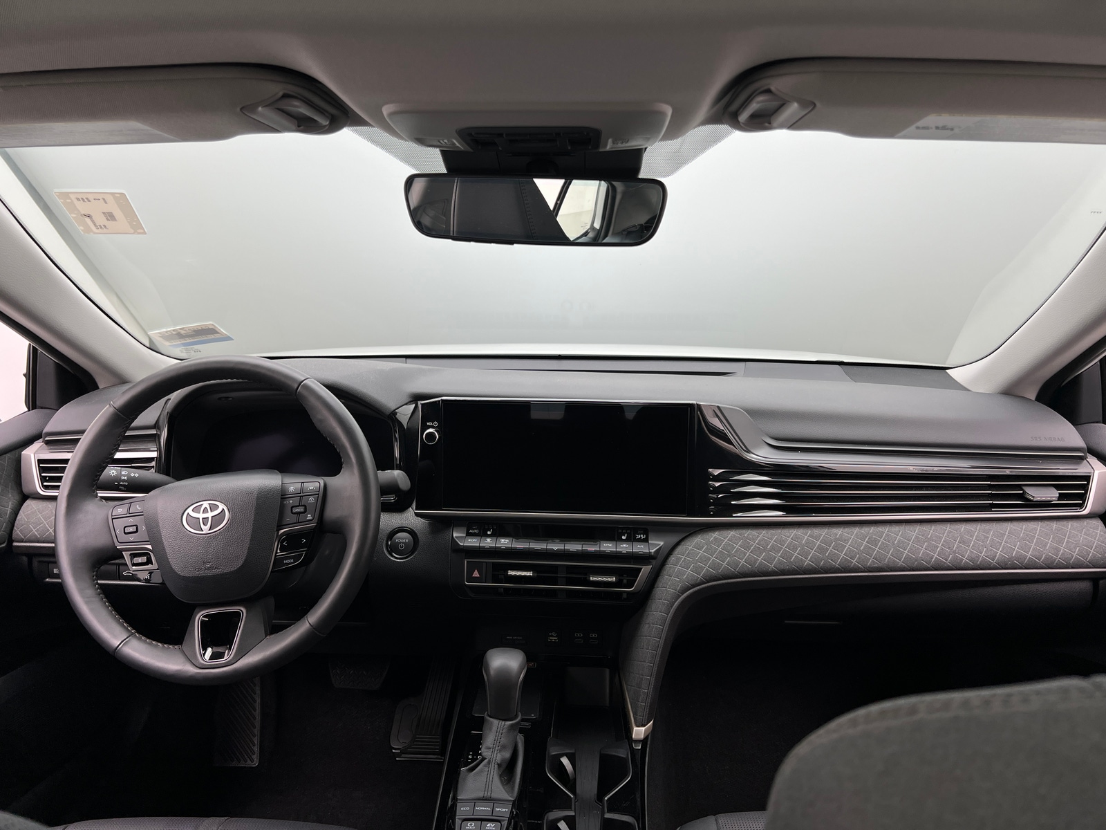 Thumbnail: 2025 Toyota Camry - 3