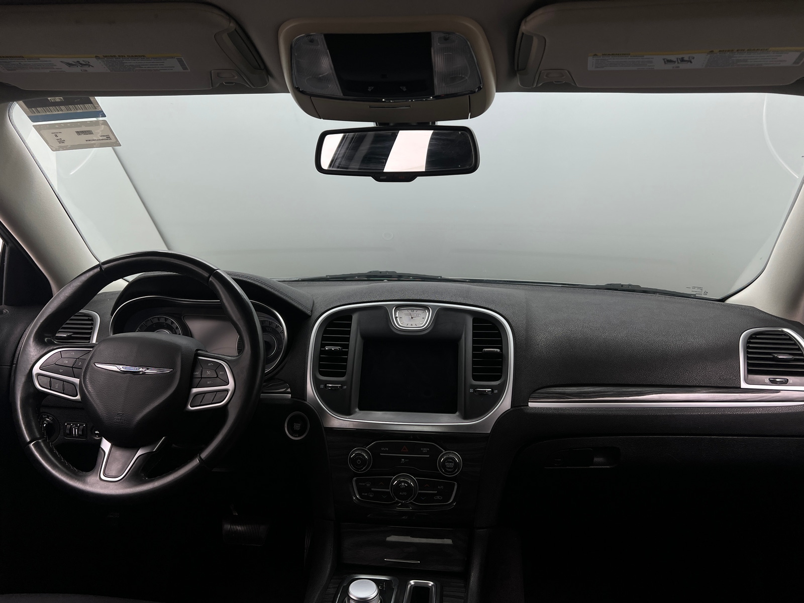 Thumbnail: 2018 Chrysler 300 - 3