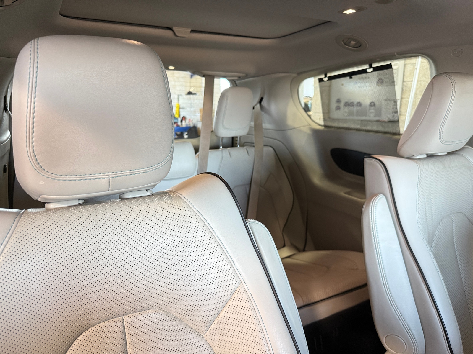 Thumbnail: 2018 Chrysler Pacifica - 5