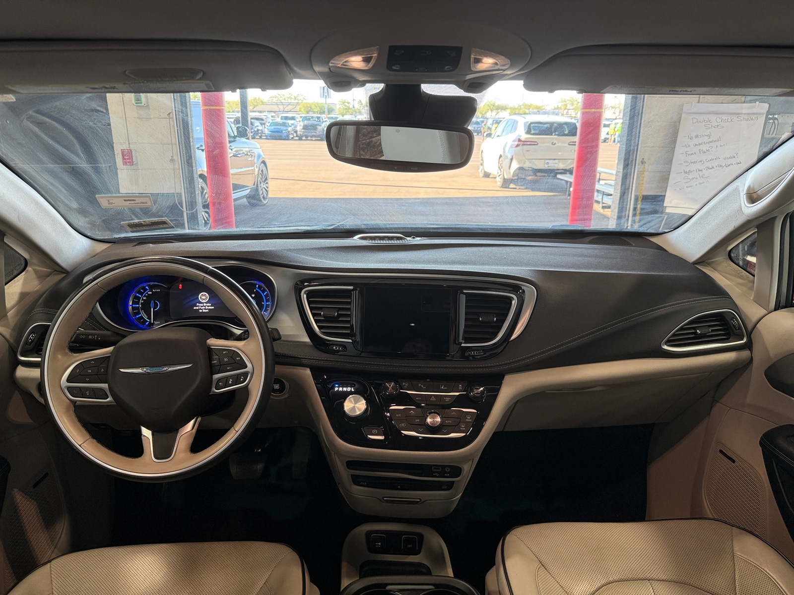 Thumbnail: 2018 Chrysler Pacifica - 2