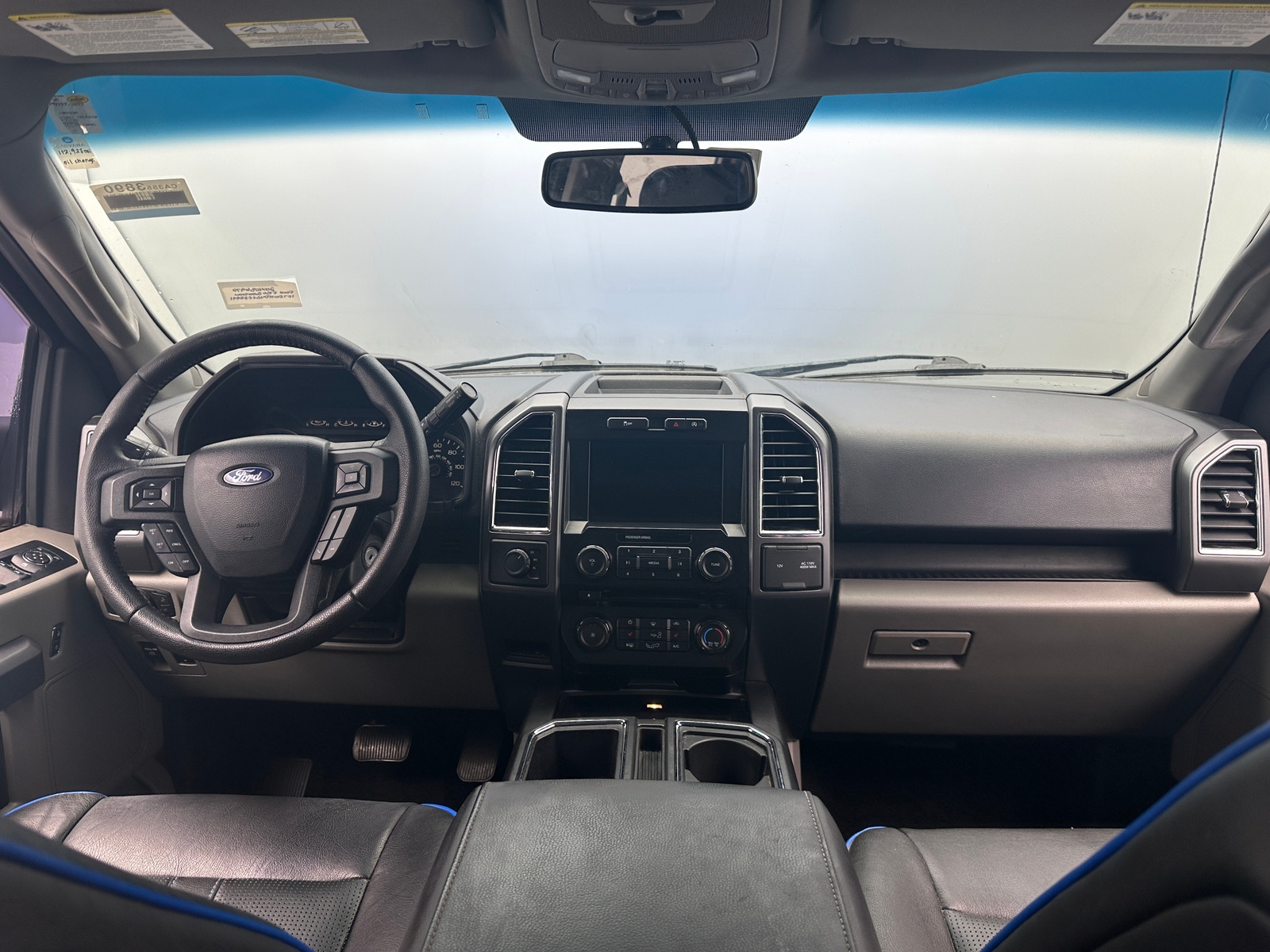 Thumbnail: 2016 Ford Econoline - 3