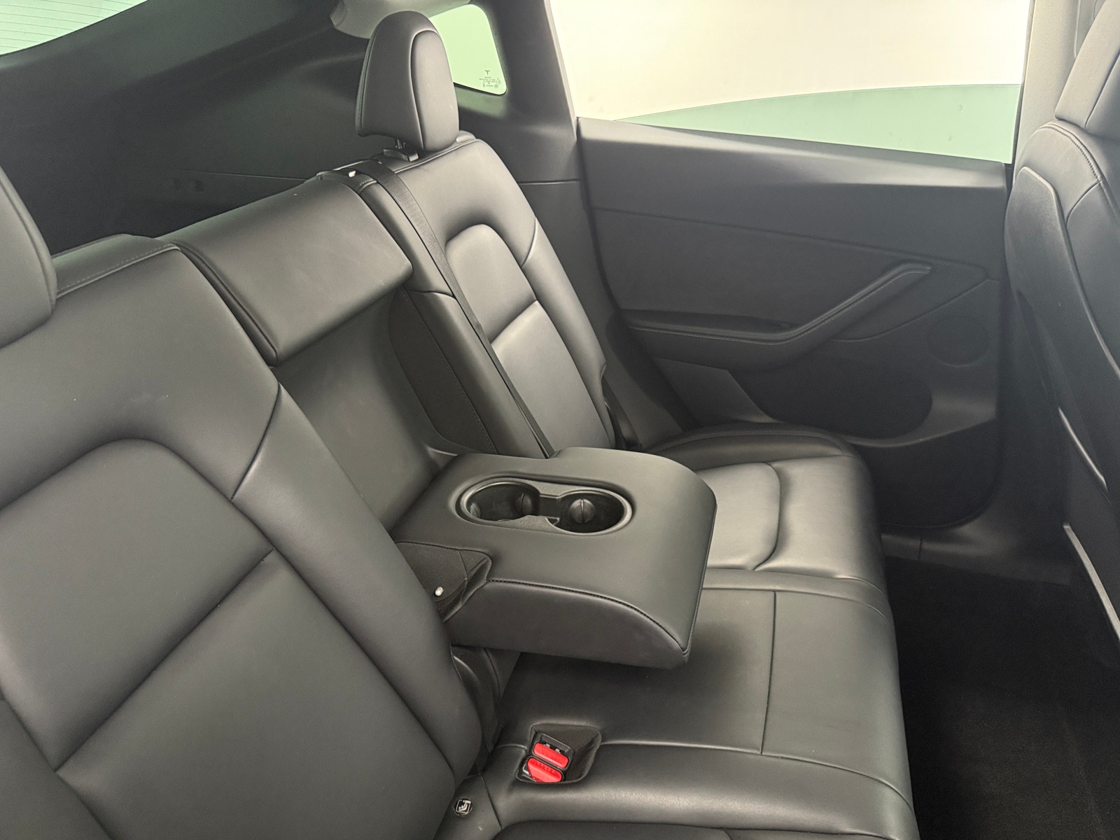 Thumbnail: 2021 Tesla Model Y - 4