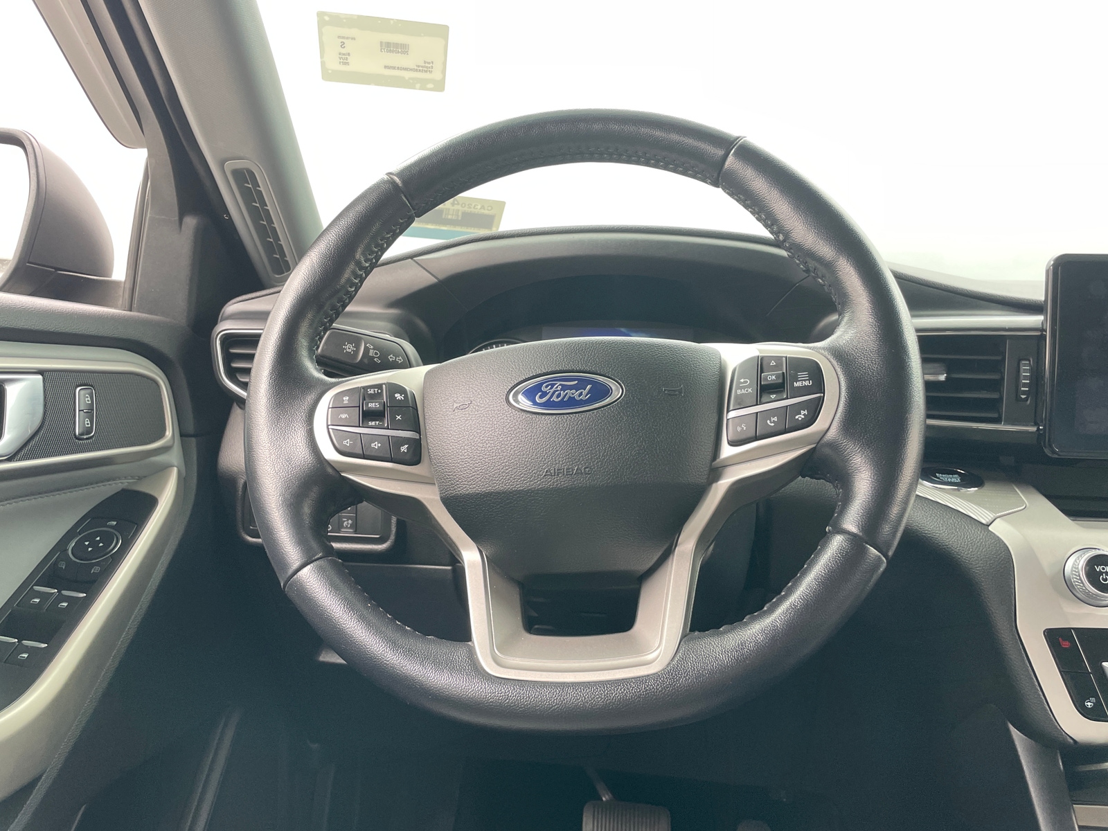 Thumbnail: 2021 Ford Explorer - 4