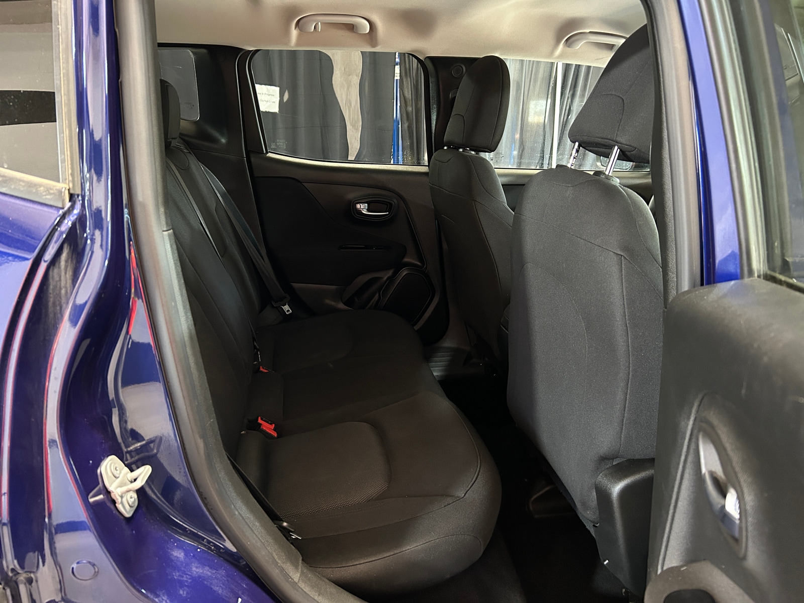 Thumbnail: 2021 Jeep Renegade - 6