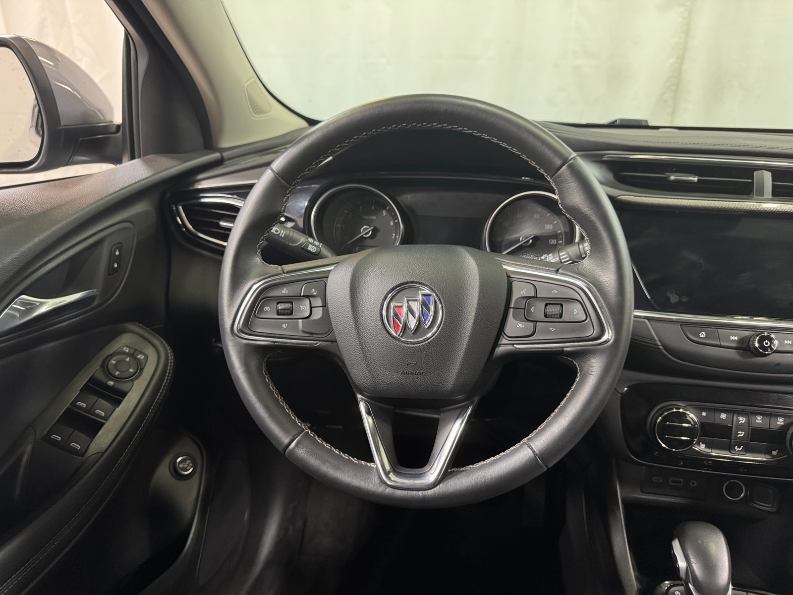Thumbnail: 2023 Buick Encore GX - 5